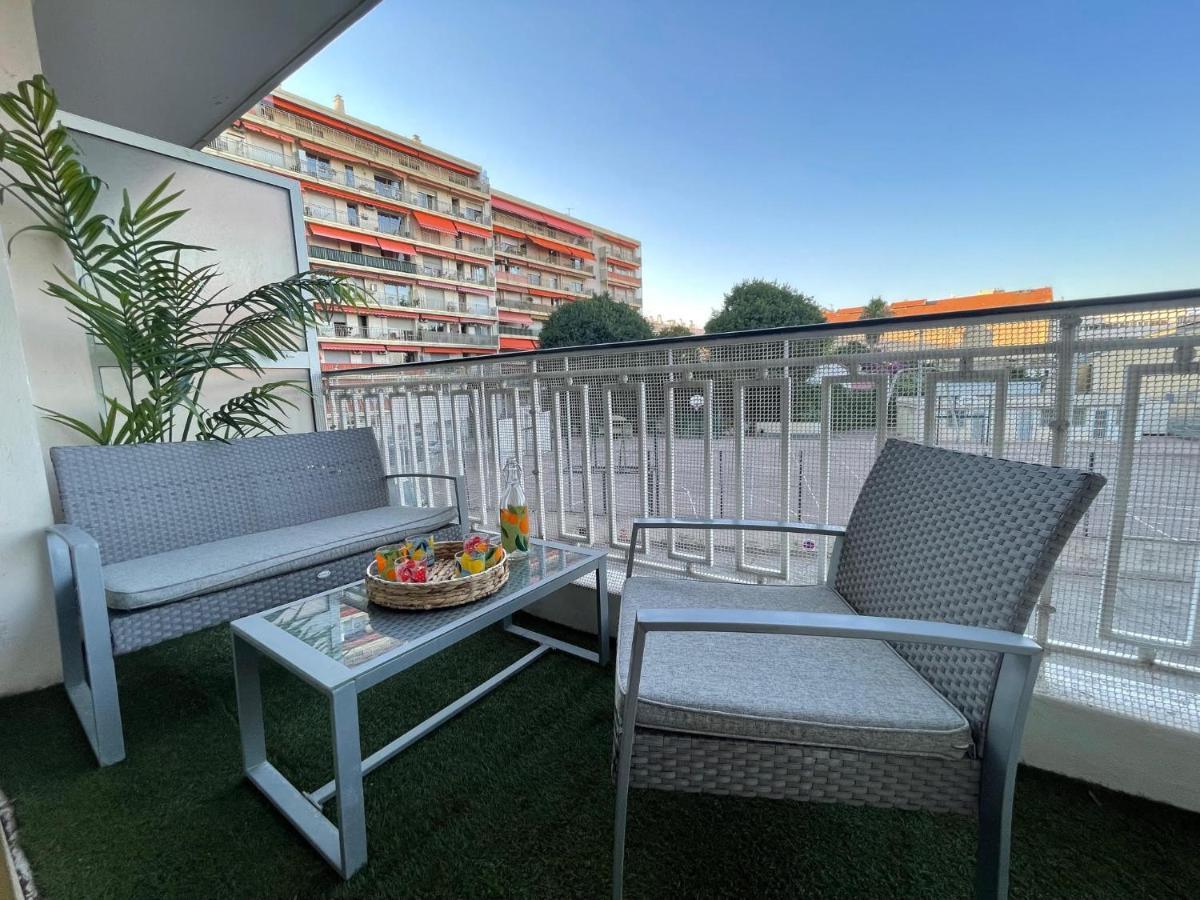 Comfortable Apartment With Parking - Antibes Riviera المظهر الخارجي الصورة
