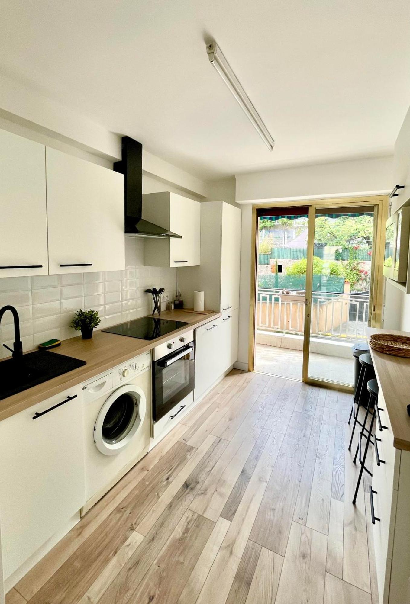 Comfortable Apartment With Parking - Antibes Riviera المظهر الخارجي الصورة